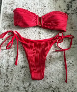 Zaful Bright Red Bandeau Bikini Set with Tie Sides thumbnail 1
