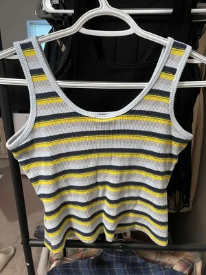 Nike Cropped Sport Striped Active Running Tank Top thumbnail 3