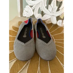 Rothy's The Point Women Size 8‎ Black White Excellent Knit Sustainable Flats thumbnail 3