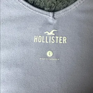 Hollister size large light purple v neck cropped tank thumbnail 3