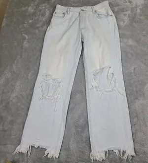 Free People Maggie Jeans Size 25* Chewed Hem Distressed Straight Relaxed Ankle‎ thumbnail 1