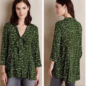 Anthropologie Maeve Green Cloud Novelty Print Tie‎ Front Blouse Size Small thumbnail 2