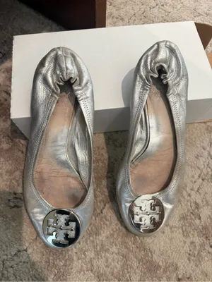 Tory Burch Reva Silver Metallic Ballet Flats Logo Medallion thumbnail 1