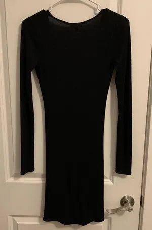 Aritzia Women’s XXS Wilfred Free Shaik Black V-Neck Ruched Bodycon Mini Dress thumbnail 5