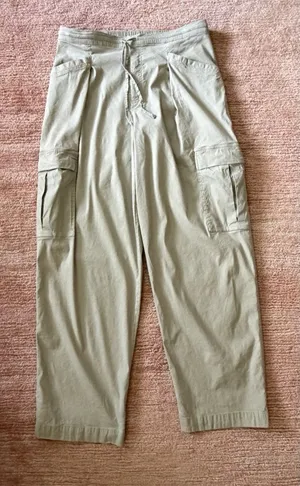 Athleta Women’s S Beige Linen Blend Wide Leg Cargo Pants thumbnail 1