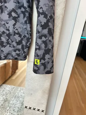 LIV Golf Camo Quarterzip Jacket Gray Size XL thumbnail 5