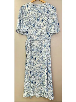 NWT Baltic Born Amelie Midi Wrap Dress Floral Blue and White Print Flowy thumbnail 9