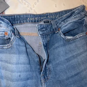 American Eagle Jeans thumbnail 2