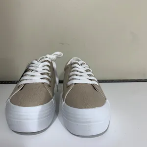 Women's Platform Sneakers Size 7 Beige Faux Leather Lace Up Comfort In Every Ste thumbnail 4