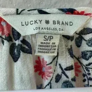 Lucky Brand Woman’s 100% Viscose Floral Print Peasant‎ Top Size S thumbnail 4