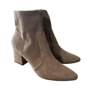 Amazon Essentials Tan Ankle Booties with Block Heel Size 11.5 thumbnail 1