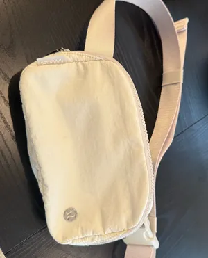 Lululemon Athletica white Belt Bag thumbnail 1