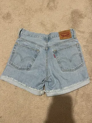 Levi's 501 High-Waisted Shorts thumbnail 2