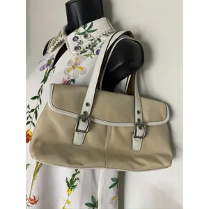 COACH Small Handbag Tan White Shoulder Travel Bag thumbnail 6
