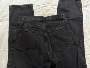 Abercrombie Curve Love 90s Straight High-Rise Black Jeans thumbnail 5