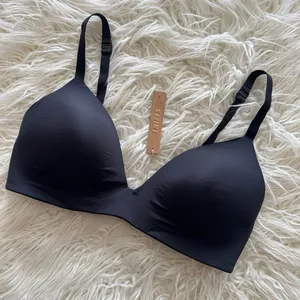 Skims Wireless Form T-shirt Bra Onyx Size 38D thumbnail 3