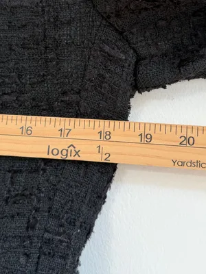 ZARA Tweed Black Blazer Size Medium Blogger Fav Minimalist Luxury Gold Buttons thumbnail 8