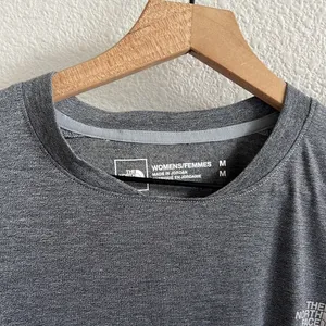 The North Face Gray Lightweight T-Shirt Athleisure Neutral Women's Medium thumbnail 5