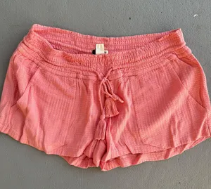 Coral Shorts thumbnail 1