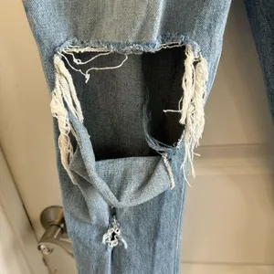 Abercrombie Curve Love 90s Straight Ultra High Rise Jeans thumbnail 5