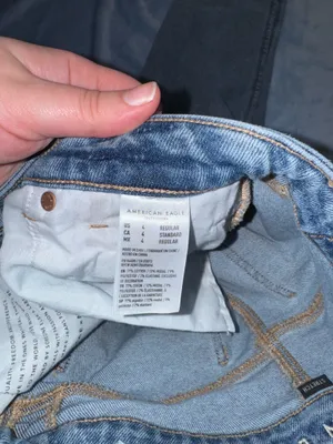 American Eagle Mom Jeans thumbnail 7