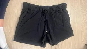 Lululemon Shorts thumbnail 1