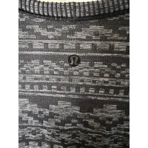 Lululemon Rest Less Pullover In Heather Black Aztec Print sz. 6 thumbnail 6