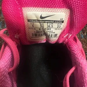 Nike Women's Black and Pink Athletic Shoes thumbnail 5