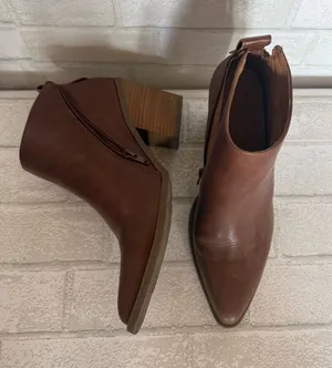 Brown Booties thumbnail 1