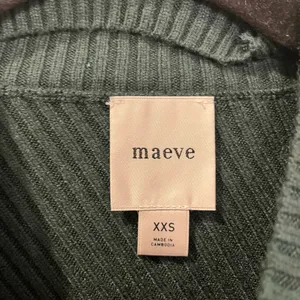 Maeve Forest Green Ribbed Mock Neck Sweater thumbnail 2
