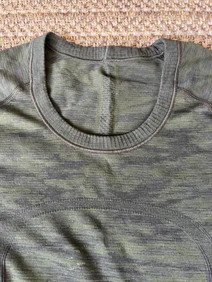 Lululemon Swiftly Tech Short Sleeve thumbnail 4