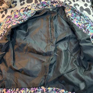 ✨Retro Y2K Watercolor Blazer✨Size M thumbnail 7
