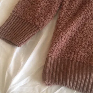 Rose twist back sweater Size undefined thumbnail 5