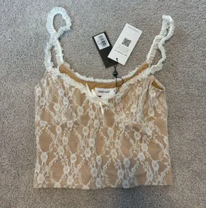 Tiger Mist White/Tan Lace Top thumbnail 1
