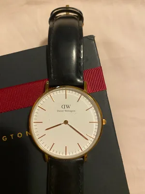 Daniel Wellington Black Leather Watch thumbnail 2