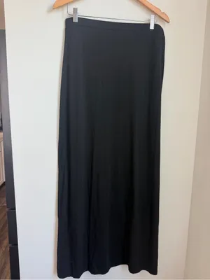Black Maxi Skirt with Side Zip Size XL thumbnail 4