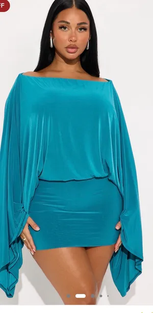 FashioNova Mini Skirt and Top Set thumbnail 3