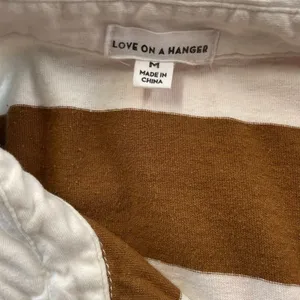 Love On A Hanger Brown & White Cropped Rugby Shirt – Size M thumbnail 2