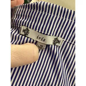 Iris Blue White Striped Rose Embroidered‎ Button Down Shirt IT9638 Womens Medium thumbnail 4