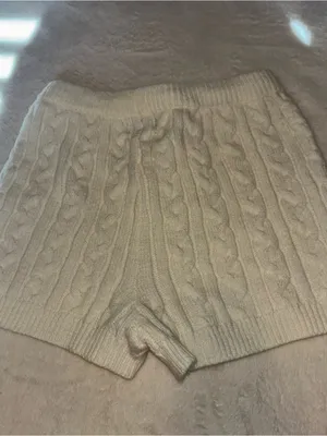 White Fox Shorts thumbnail 3