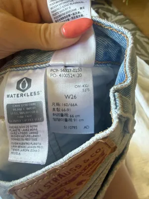 Levi's Women’s 501 Original Shorts thumbnail 4