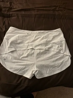 Lululemon High-Rise Speed Up 2.5" Shorts thumbnail 2