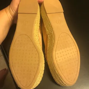 DV Dolce Vita canvas espadrille sneaker. Color: Peach Size 9 thumbnail 8