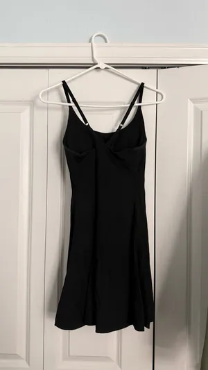 Size small athletic dress Black thumbnail 2