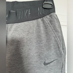 Nike Dri Fit Sweatpants thumbnail 3