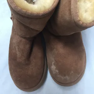 Short UGG Brown Boots Size: 4 thumbnail 6