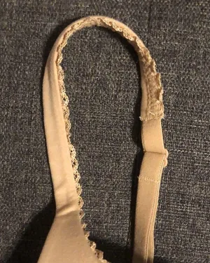 PINK Victoria's Secret Wear Everywhere Push Up Bra Size 34C Tan Color thumbnail 2