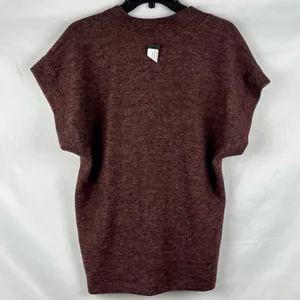 NWT Nally & Millie Short Sleeve V-neck Sweater thumbnail 2