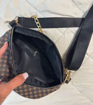 Crossbody Bag thumbnail 3