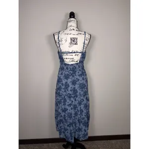 Trixxi Blue Floral Spaghetti Strap Tiered Midi Dress Womens Size Small thumbnail 4